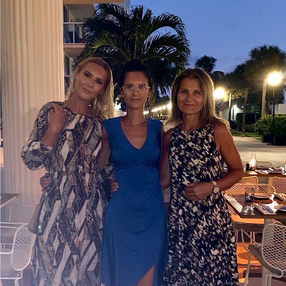 Meet your Posher, Move in Style - Picture 6 of 12